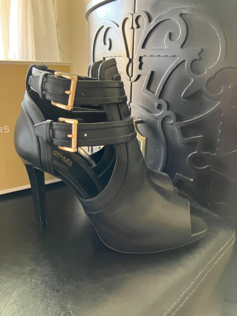 NWOT Michael Kors Blaze Bootie - Picture 3 of 11
